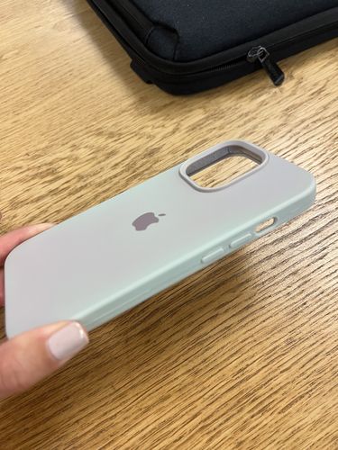 Customer photo review of iPhone Silicone Case (Lavender)