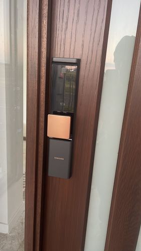 Customer photo review of Samsung SHP-DR708