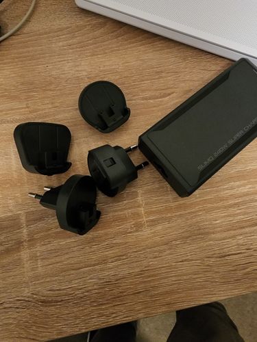 Customer photo review of 240W DC & USB-C GaN Charger