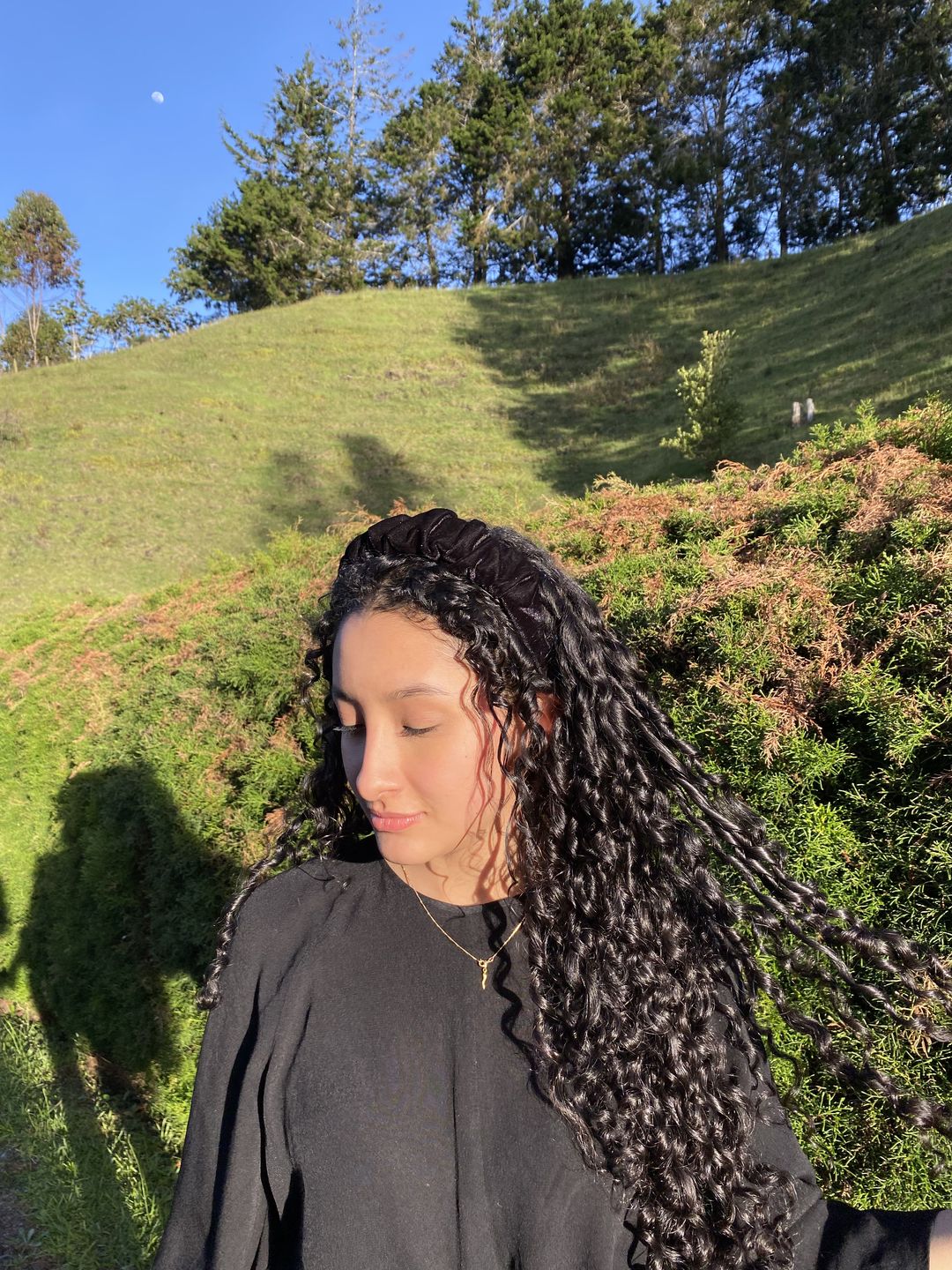 Customer photo review of Balaca - Black Velvet Flunchie