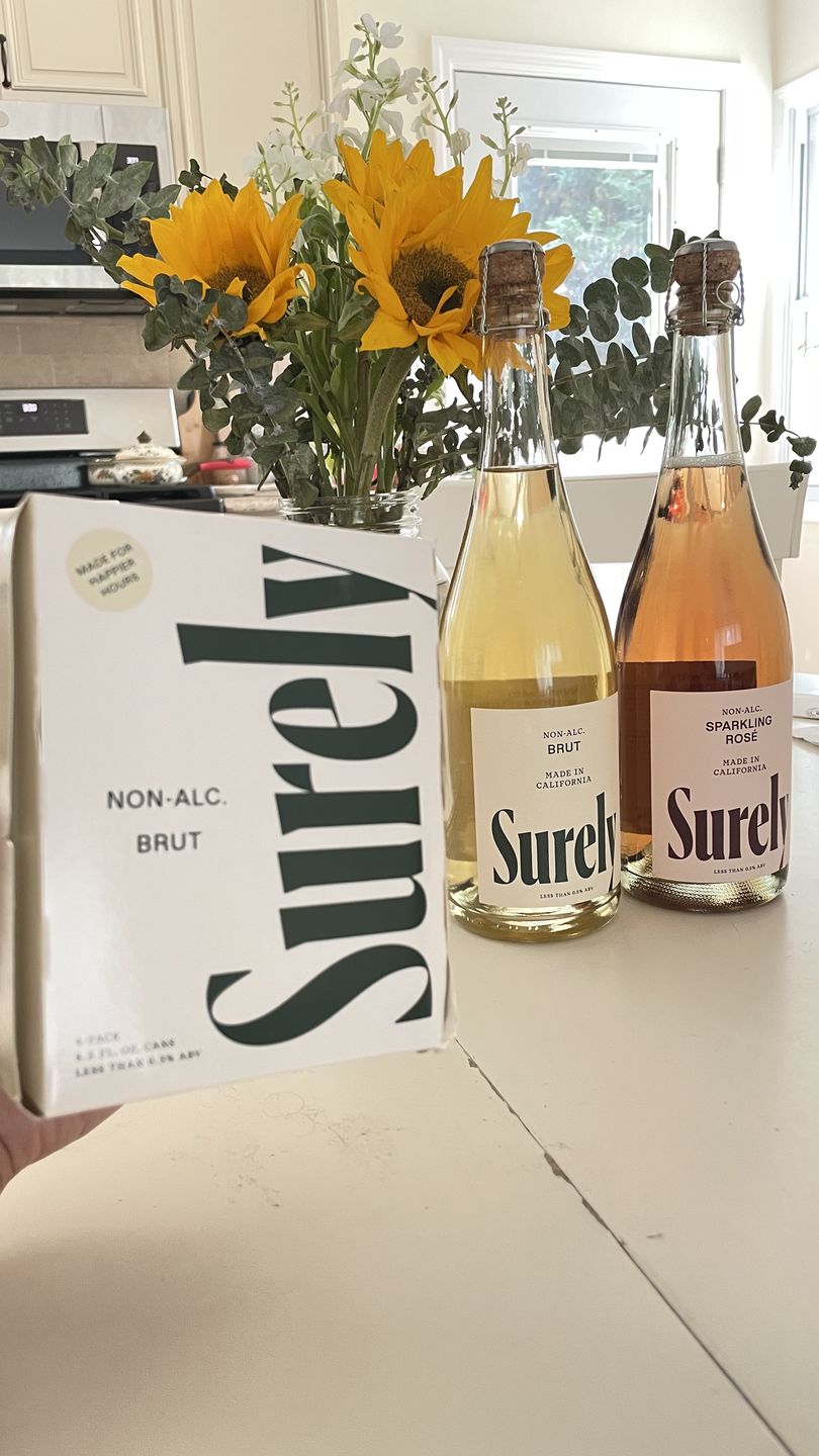 Customer photo review of Non-Alcoholic Sparkling Rosé