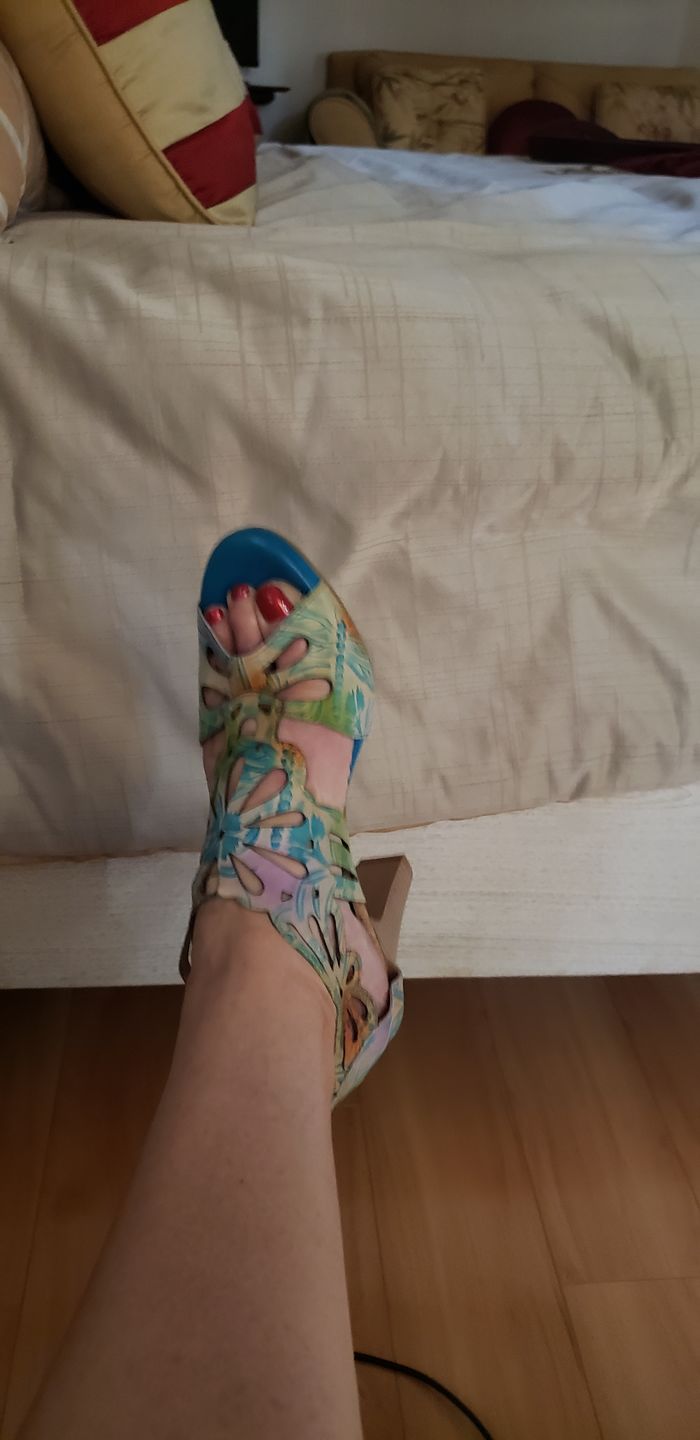 Customer photo review of Bohemia Leather Block Heel Comfy Sandals