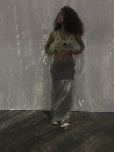 Customer photo review of FRAME MAXI IN GREY