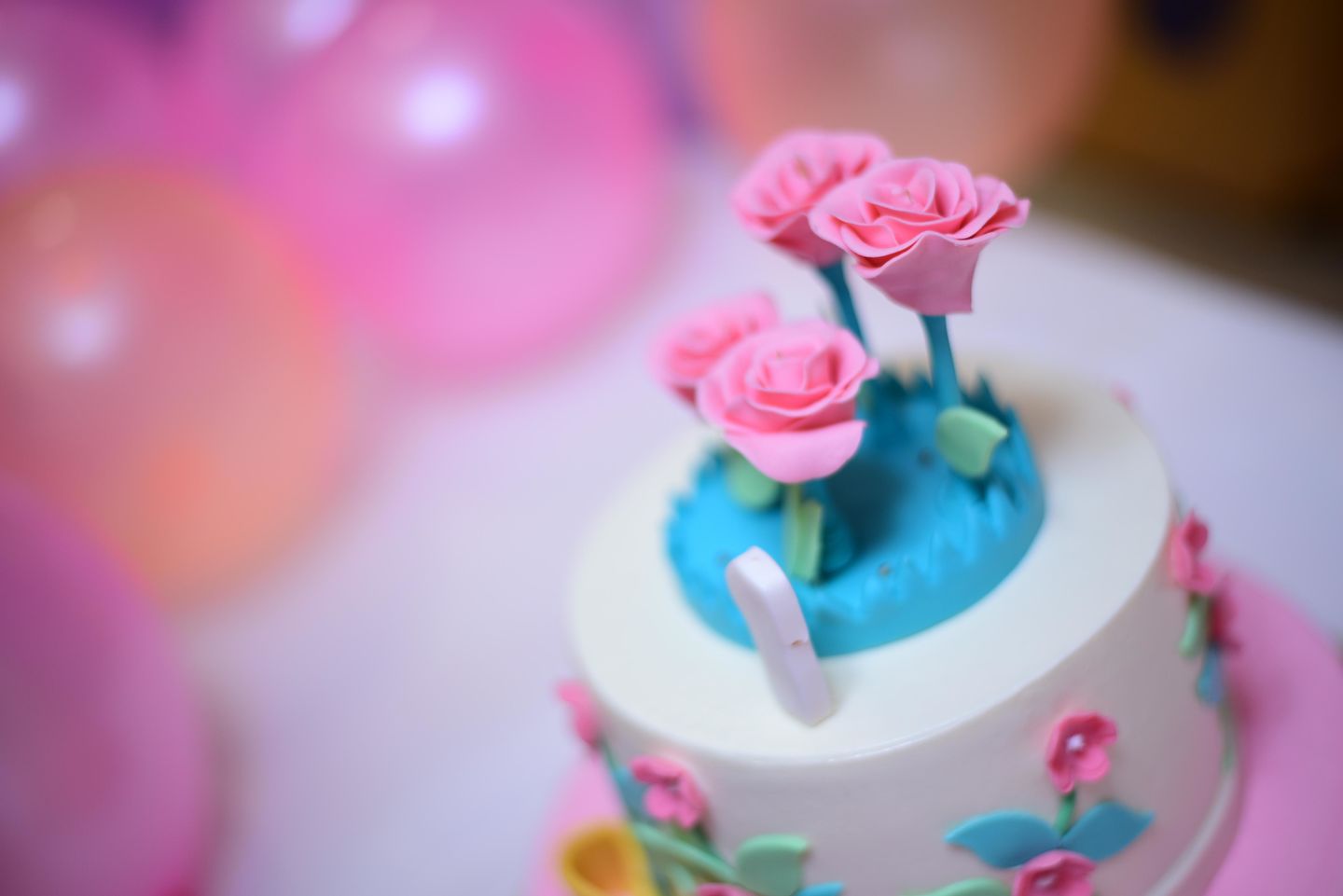 Customer photo review of Colorful Drip Cake