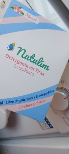 Customer photo review of Eco-Tiras de Detergente 40 lavados Natulim