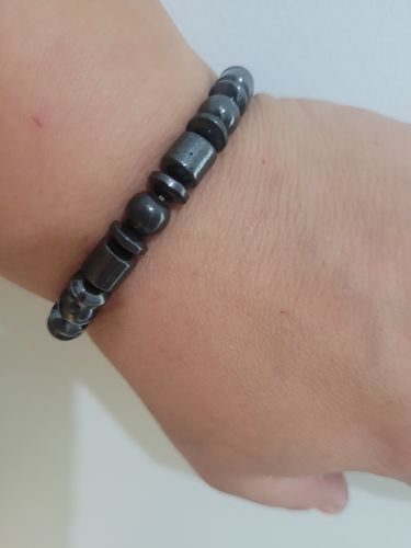 Customer photo review of Weight Loss Black Stone Magnetic Therapy Bracelet