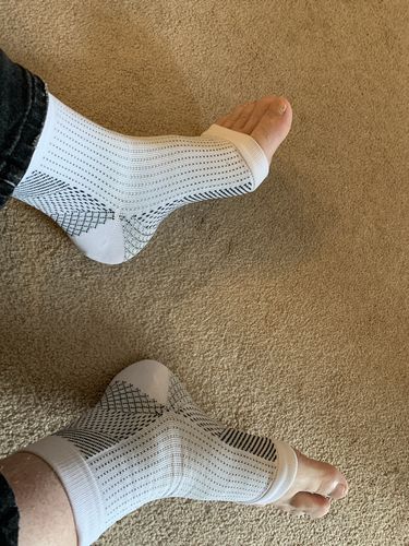 Customer photo review of Buy 3 NeuroSocks, Get 1 Free