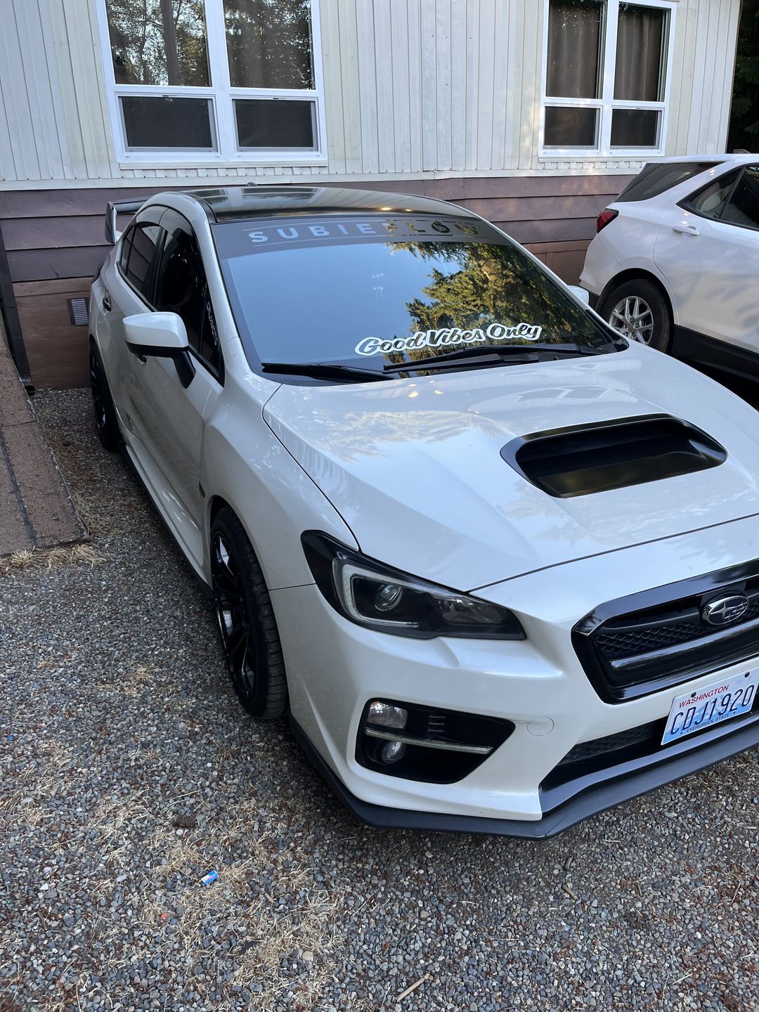 Customer photo review of Reverse Cut Windshield Banners