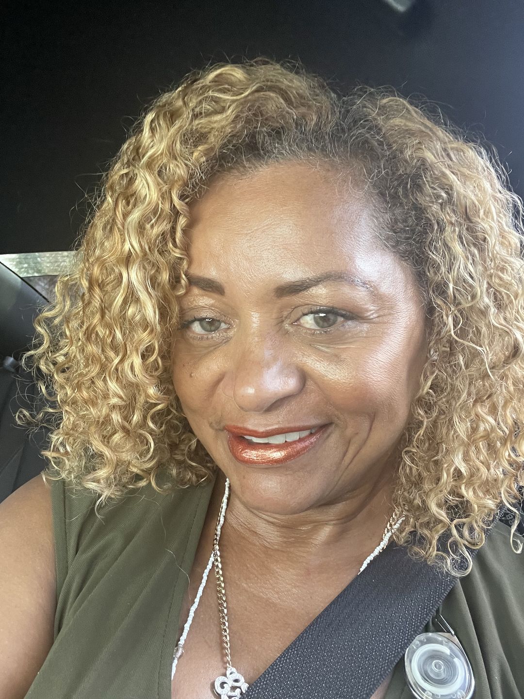 Customer photo review of Sculpting Jelly - Anti Frizz - Luscious Lotus