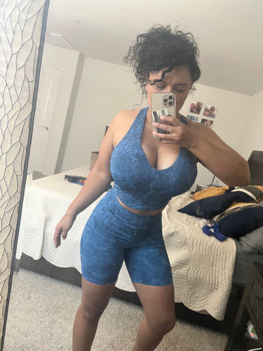 Customer photo review of Hera High Waist Scrunch Biker Short