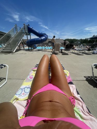 Customer photo review of 100% Natural & Organic Tanning Oil