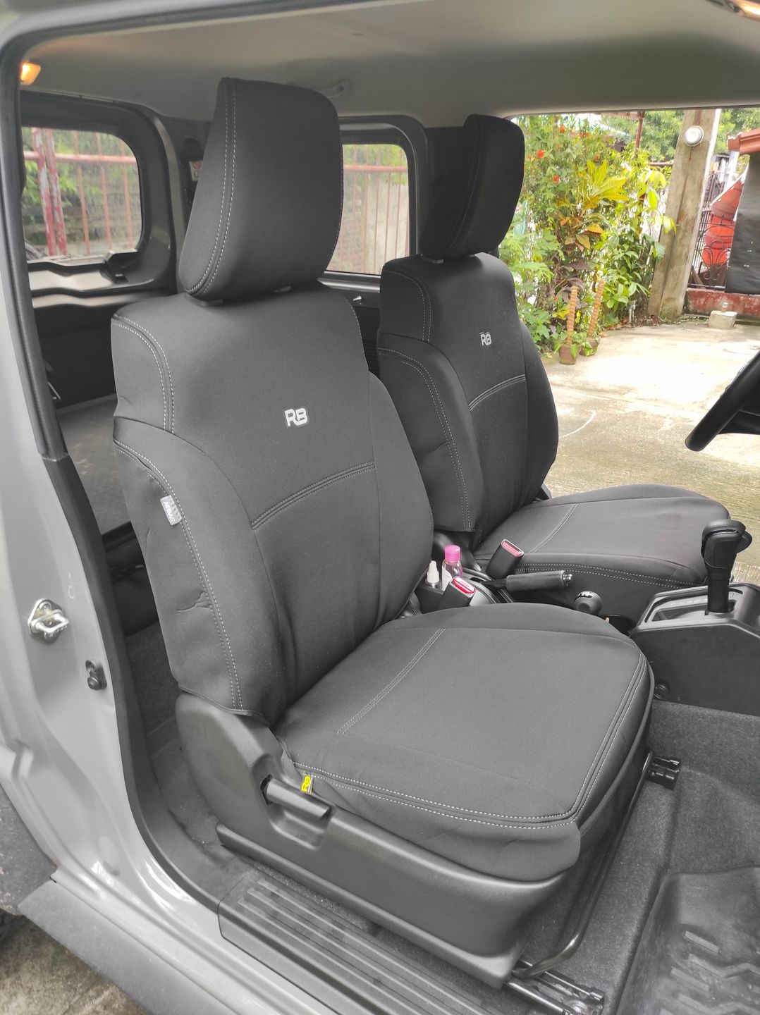 Customer photo review of Suzuki Jimny Neoprene 2x Front Seat Covers (Made to Order)