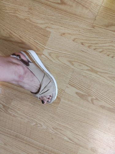 Customer photo review of Fashion Womens Comfort Lightweight Wedges
