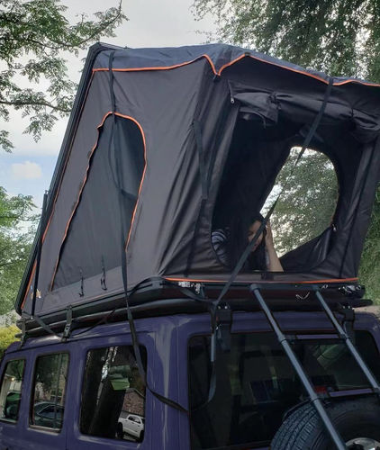 Customer photo review of Clam Shell RTT Outdoorsman XL Plus 57''