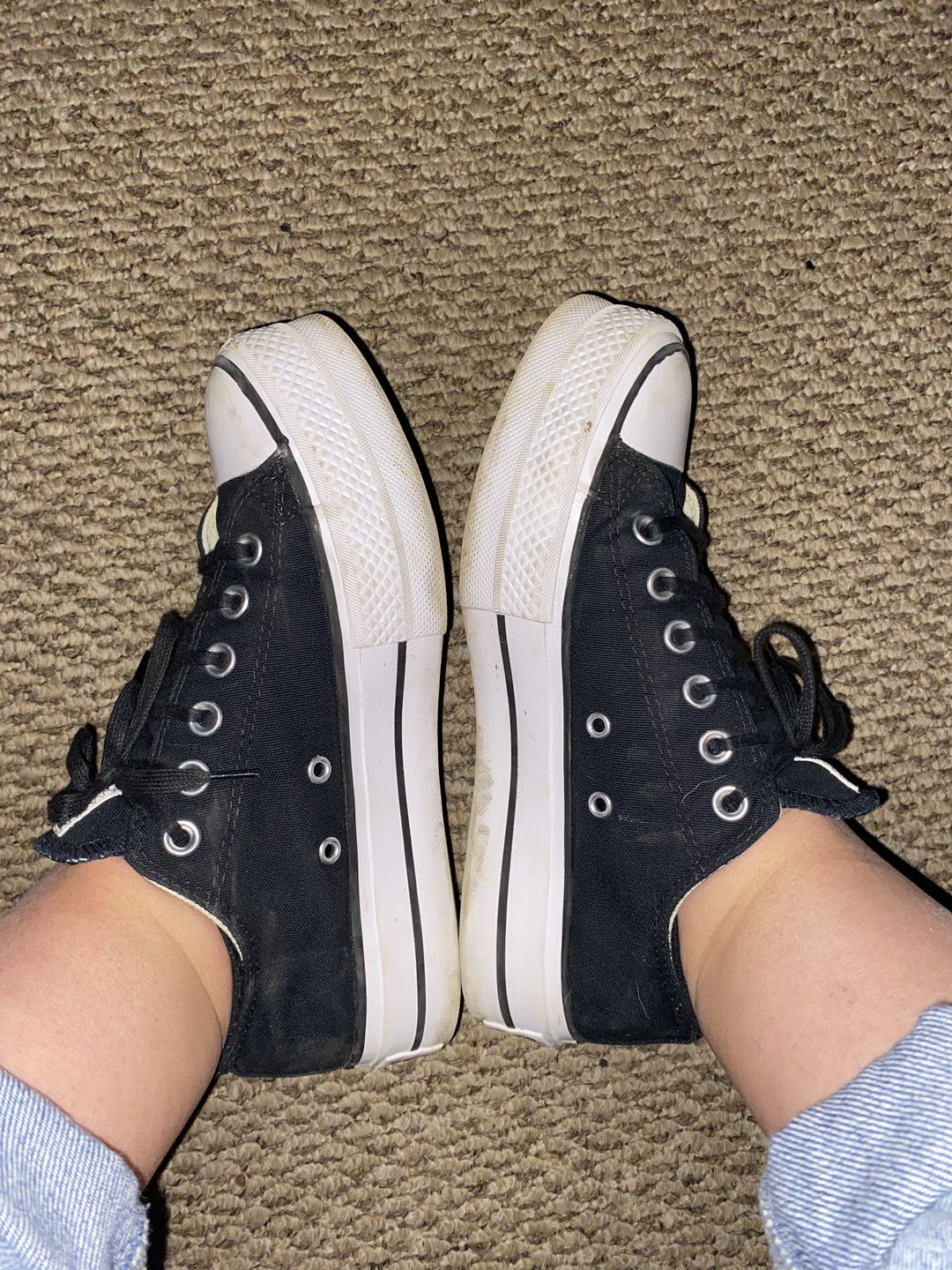 Customer photo review of Zapatilla Converse Chuck Taylor Plataforma Mujer Negro