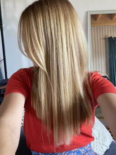 Customer photo review of Notre soin éclaircissant pour des cheveux rayonnants en moins de 5 minutes