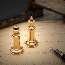 Customer photo review of Paperweight Chess - King & Queen