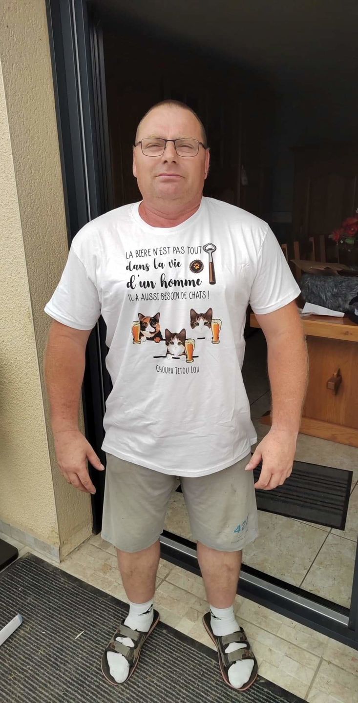 Customer photo review of Bière et Miaou - T-Shirt personnalisé
