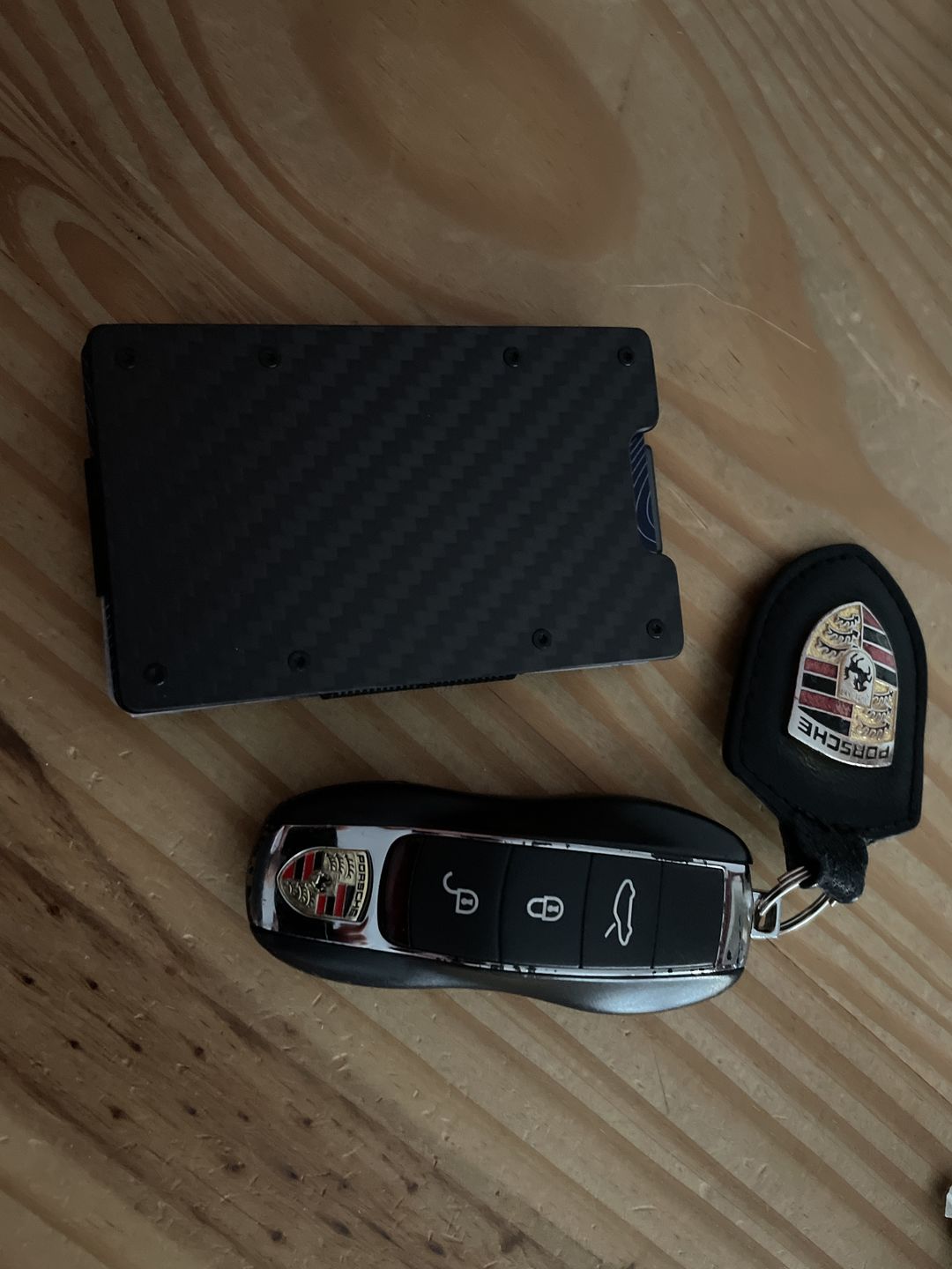 Customer photo review of Carbon Fiber 3K Matte Slim Wallet