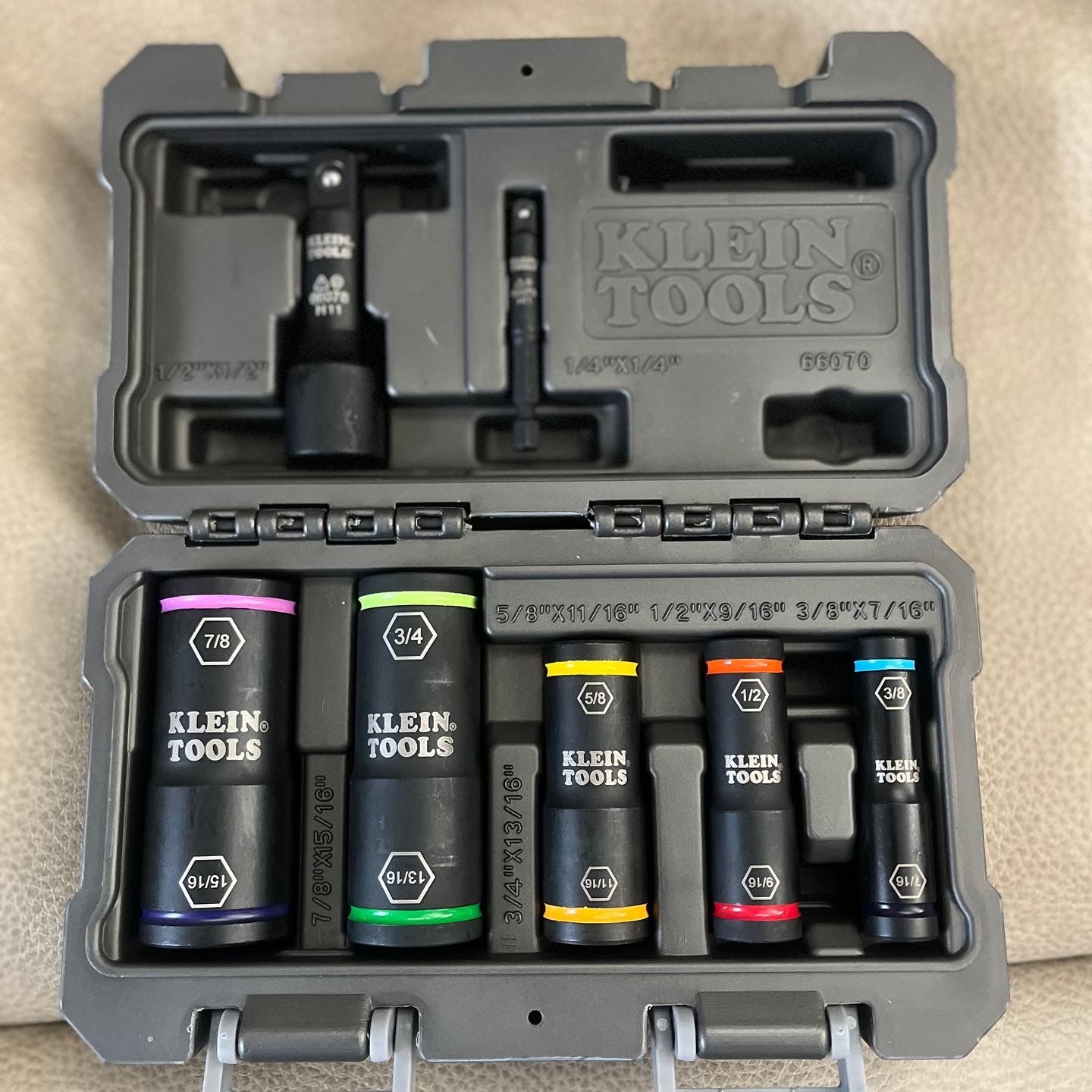 Customer photo review of Klein Tools 66070 Flip Impact Socket Set, 7-Piece