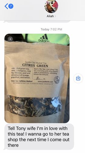Customer photo review of 5 blend sample set with infuser