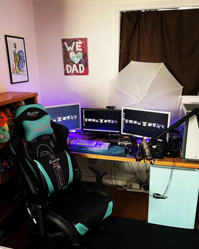 Customer photo review of The New Wave Cyber Chair (XL)