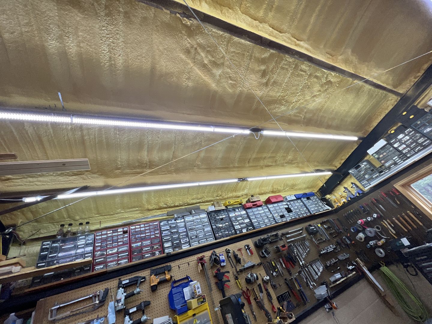 Customer photo review of T8 8ft Integrated LED Tube Light 60W V Shape 6500K Clear, ETL Listed, Plug and Play, Linkable T8 8ft LED Bulbs for Garage, Warehouse, Shop