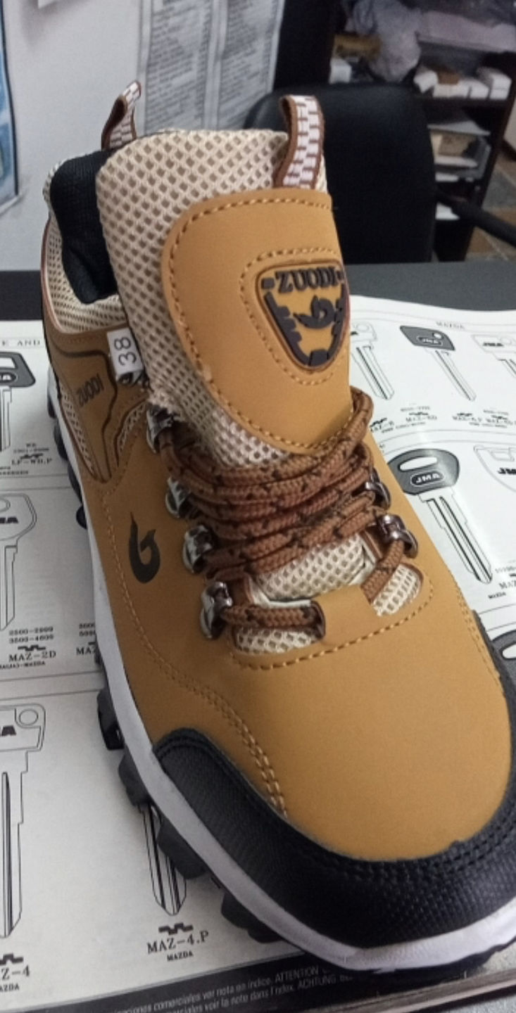 Customer photo review of Chaussures de randonnée - ZUODI™