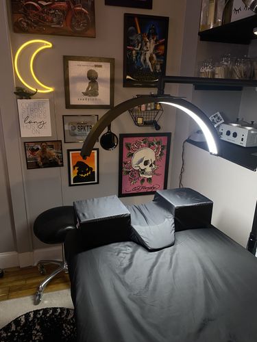 Customer photo review of CosmoGlo Original Light Bundle + Phone Clip