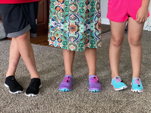 Customer photo review of Aleader Kid's Xdrain Classic Knit Water Shoes