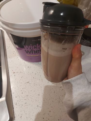 Customer photo review of 2kg CHOCOLATE, Isolate WICKED WHEY