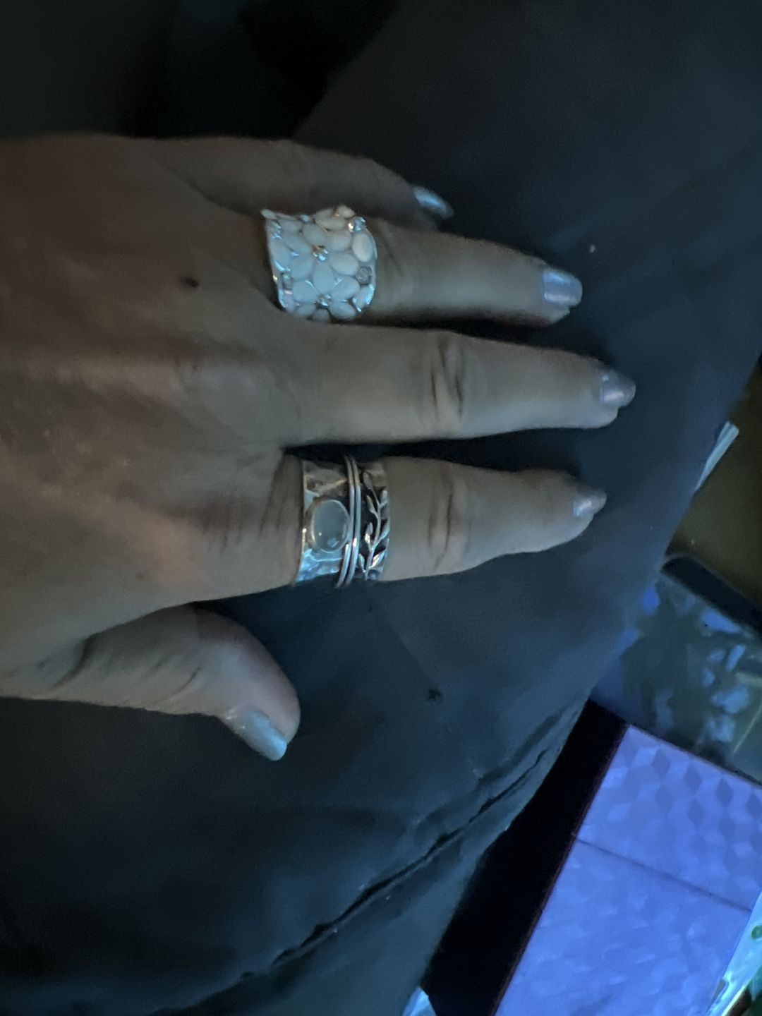Customer photo review of Aquamarine Leaf Spinner ring Sterling Silver
