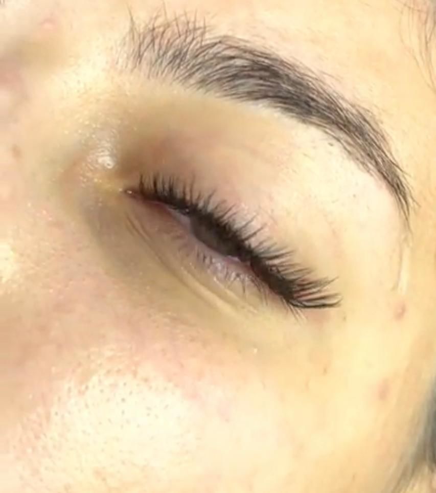 Customer photo review of 0.07 CASHMERE NOIR COLLECTION VOLUME LASHES SINGLE LENGTH 8-18MM