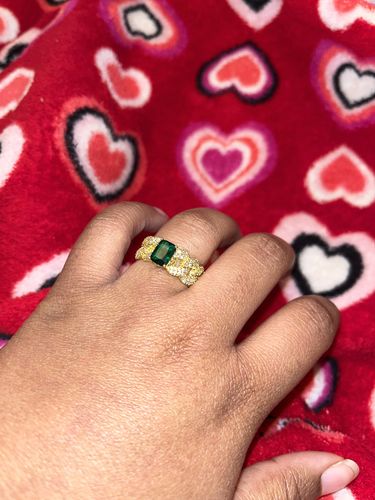 Customer photo review of “Vibras” Ring