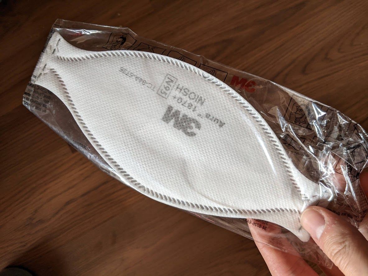 Customer photo review of 3M N95 Aura™ Respirator and Surgical Mask 1870+ Made in Canada