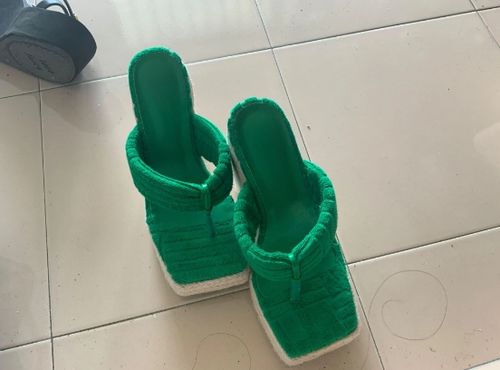 Customer photo review of Solid Color On-trend Heels