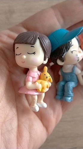 Customer photo review of 1 Set Cartoon Lovely Couple Chair For Home Decor Desk Garden Decorative Craft