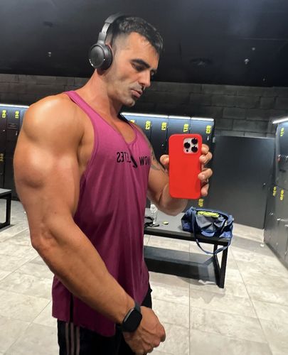 Customer photo review of Elite Bamboo Stringer - Burgundy
