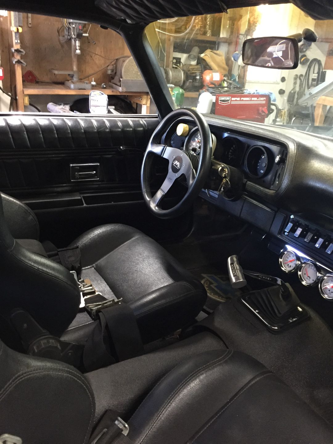 Customer photo review of Motion Raceworks Horn Delete Center Button (5 or 6 Bolt)