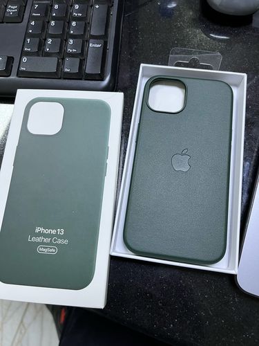 Customer photo review of iPhone Leather Case with MagSafe