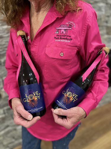 Customer photo review of Sparkling Tempranillo Rosé | 6 Pack