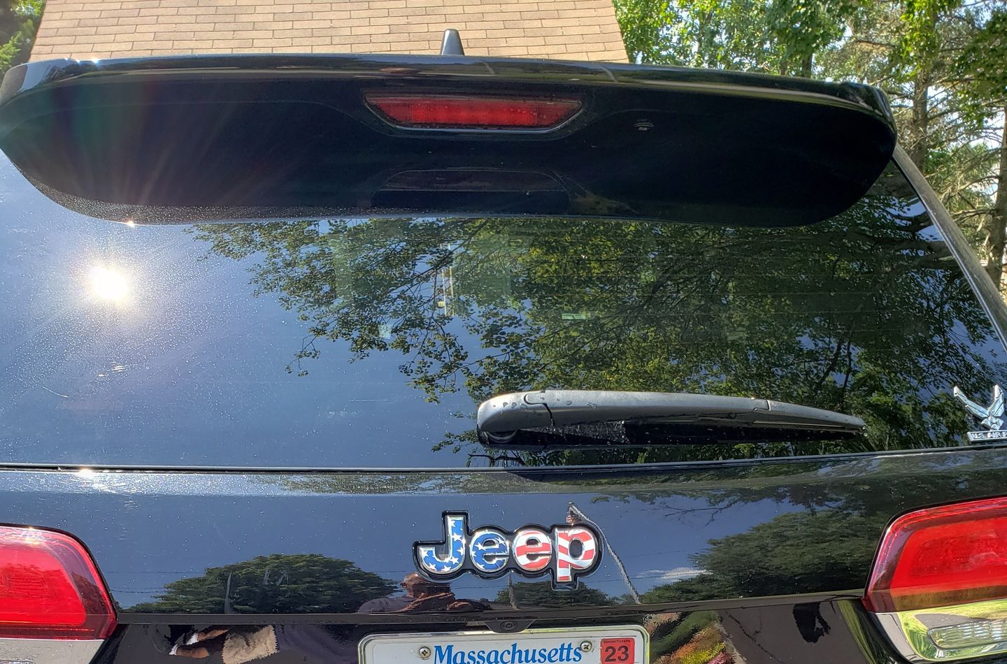 Customer photo review of JEEP Emblem Overlay Decals – American Flag Print | Fits Grand Cherokee, Cherokee, Compass, Renegade, Liberty & Patriot