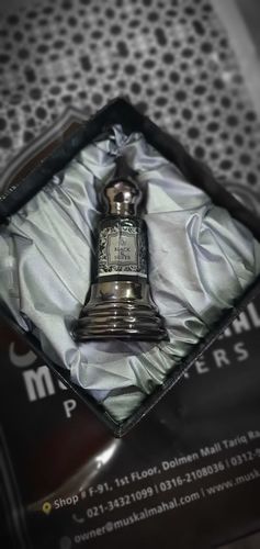 Customer photo review of Black And Silver | Premium Attars | 12ml