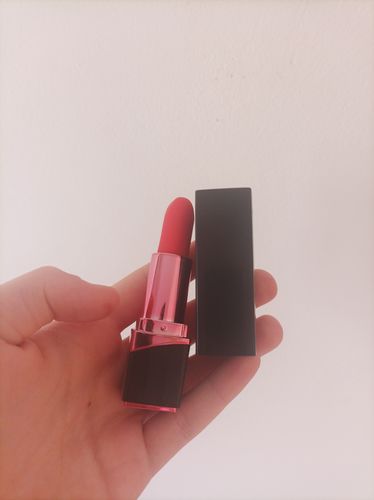 Customer photo review of Vibratore - Rossetto Vibrante