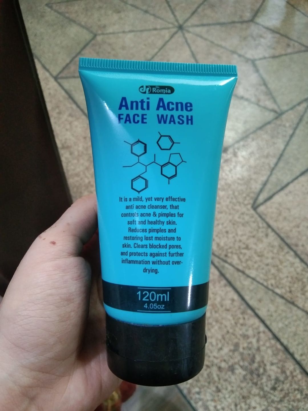 Customer photo review of Best Face Wash For Acne in Pakistan – Anti Acne Face Wash