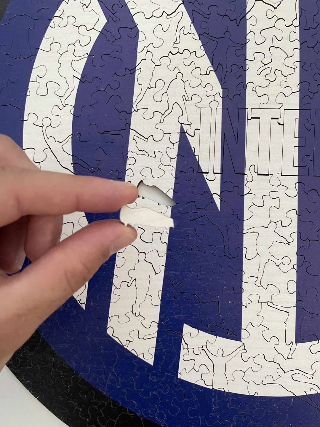 Customer photo review of FC Inter© Crest - Official Wooden Puzzle