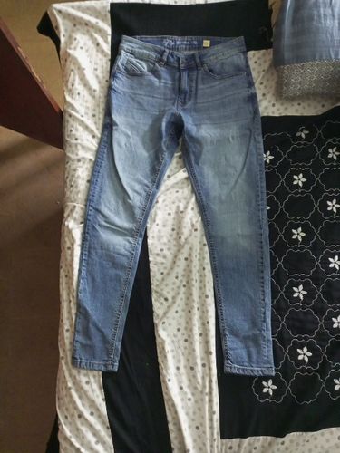 Customer photo review of Skinny Ice Blue Jeans 2.0