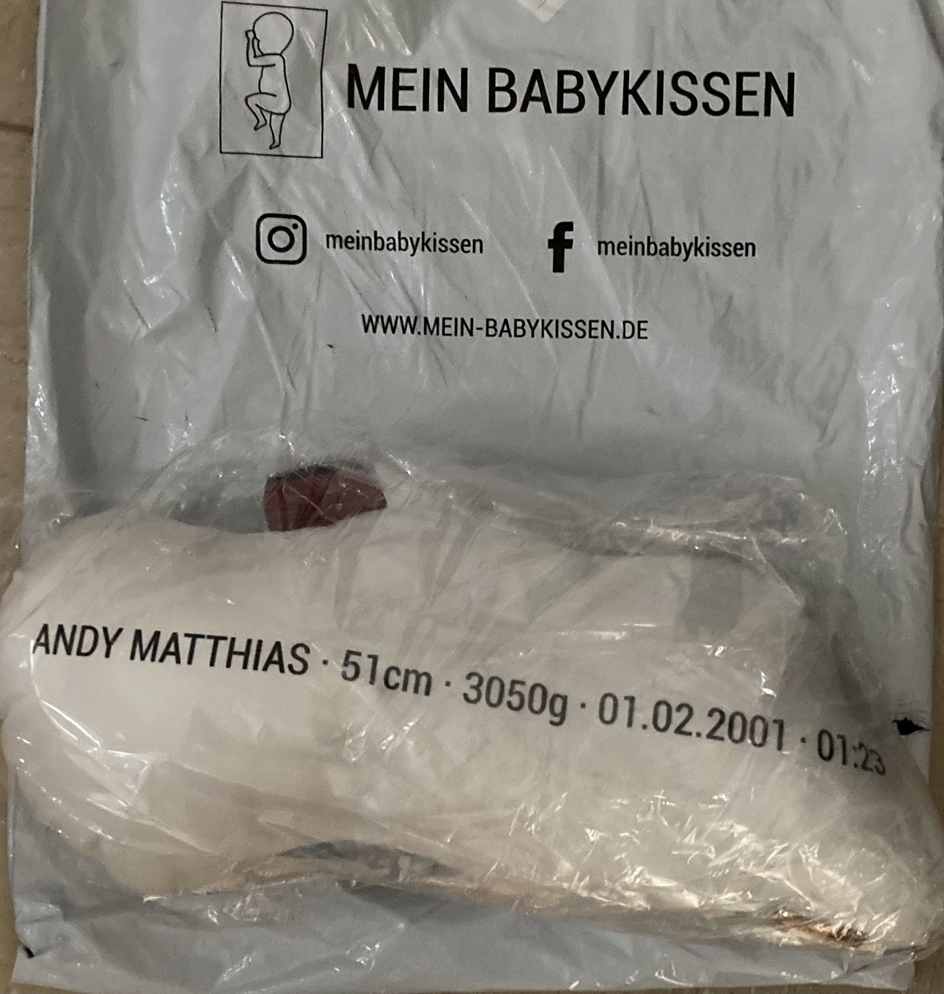 Customer photo review of BABYKISSEN SCRIBBLE TWO