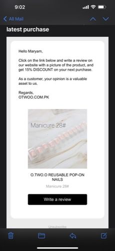 Customer photo review of O.TWO.O REUSABLE POP-ON NAILS