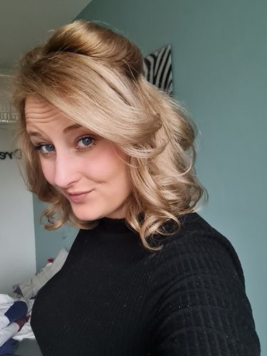 Customer photo review of GlamCurls Airstyler™ Complete